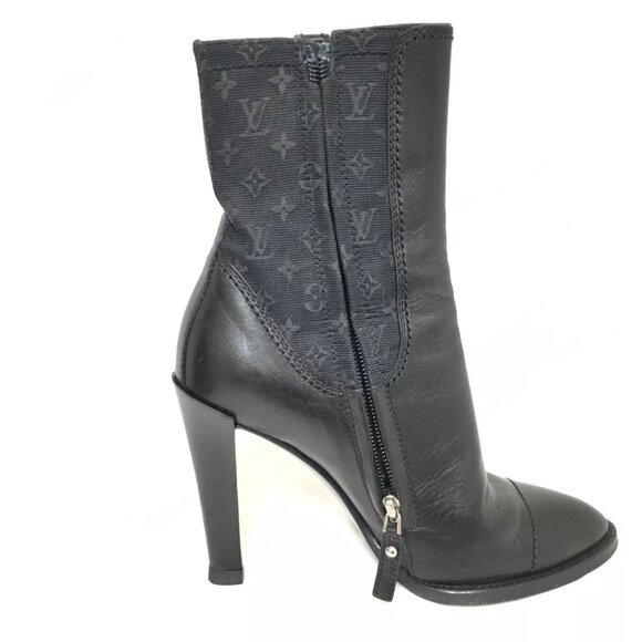 100% Authentic LOUIS VUITTON Black Women's Boots Monogram Mini Canvas Leather - Picture 5 of 9